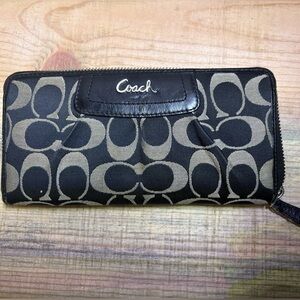 Coach Signature Black and Tan Phone Clutch